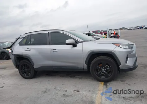 2020 Toyota Rav4 Xle z USA, uszkodzony, nr VIN 2T3P1RFV3LC097537